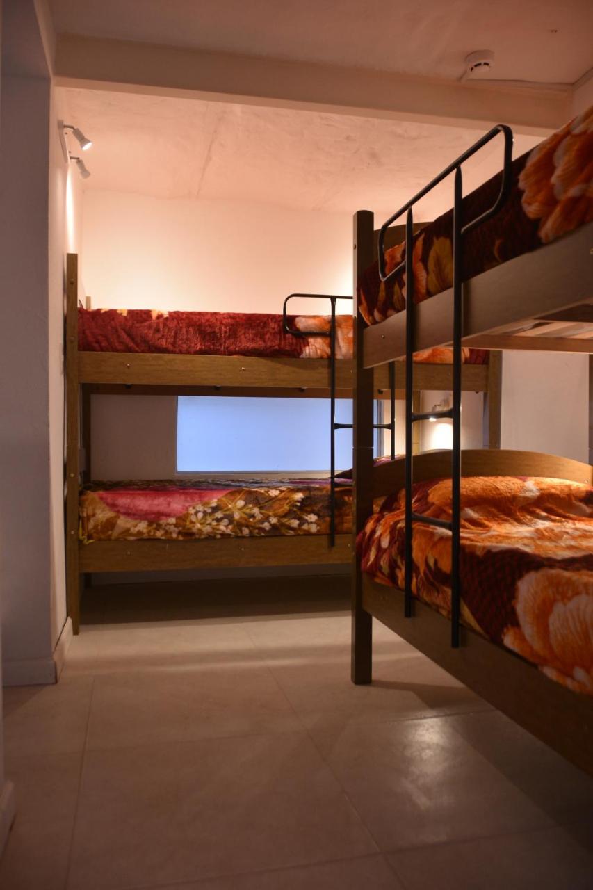 Piano Sur Hostel Монтевидео Экстерьер фото