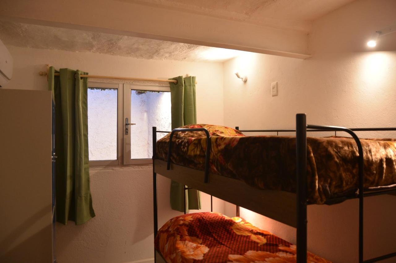 Piano Sur Hostel Монтевидео Экстерьер фото